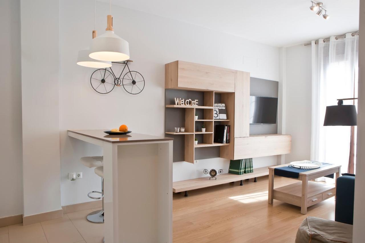 Apartamento Luz Y Tranquilidad En El Casco Histórico - Parking Gratis Sevilla