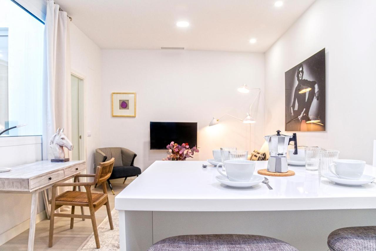Apartment Genteel Feria Seville