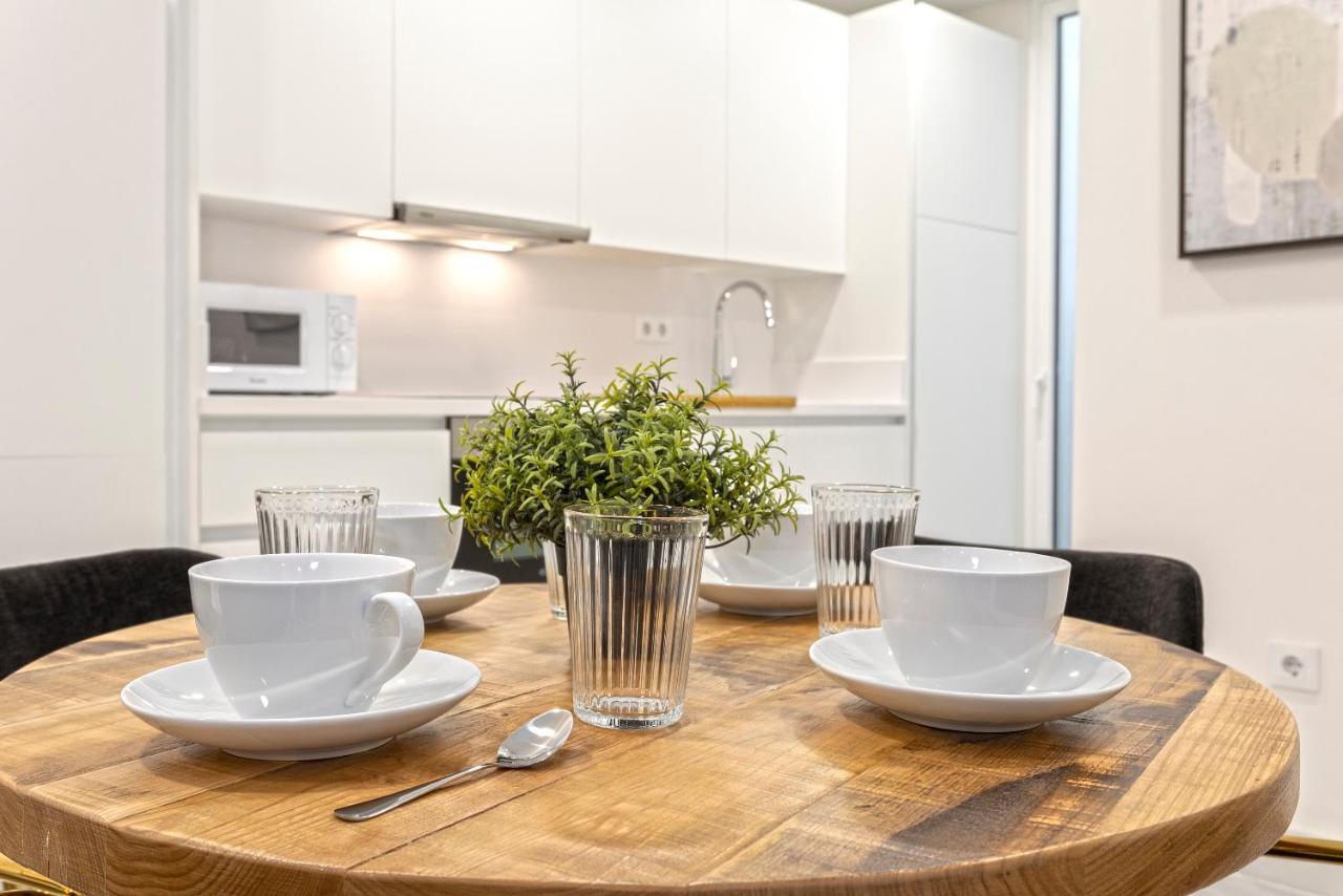 Genteel Feria Apartment
