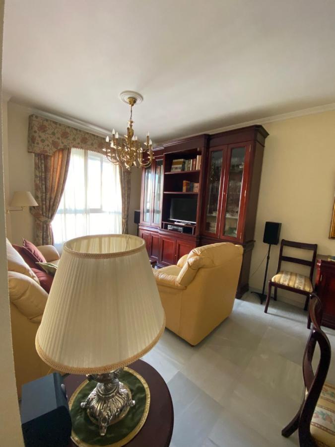 Apartamento Fantástico Con Parking Avenida De Cadiz *