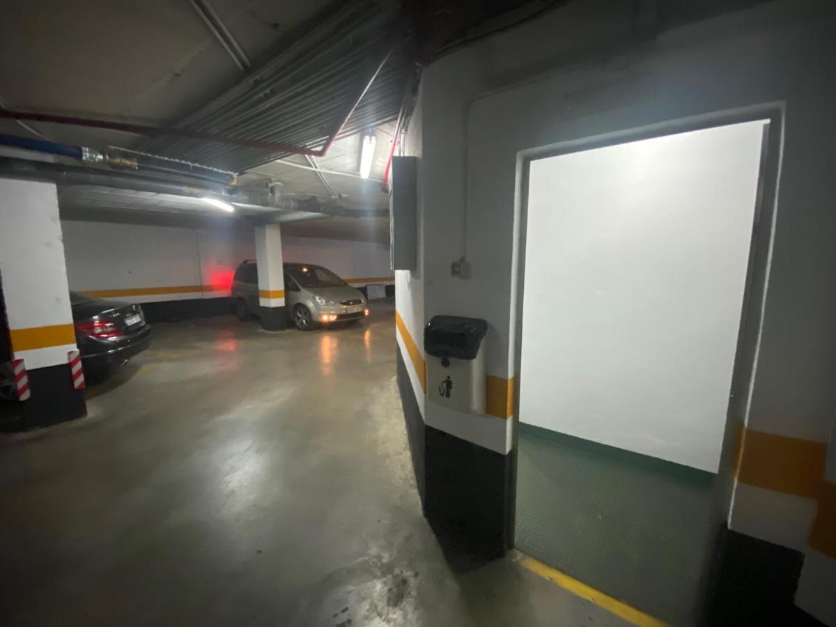 Fantástico Con Parking Avenida De Cadiz * Sevilla