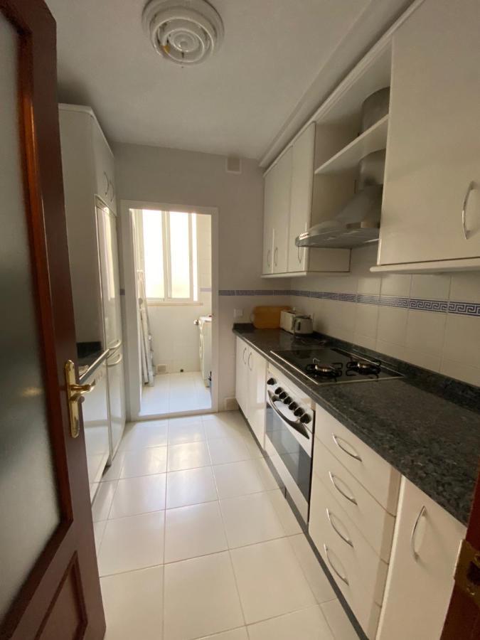 Fantástico Con Parking Avenida De Cadiz Apartamento *