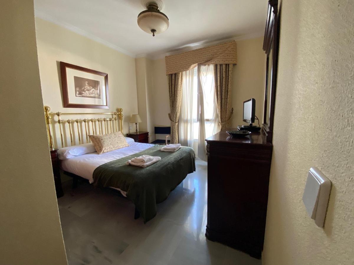 Fantástico Con Parking Avenida De Cadiz Apartamento *