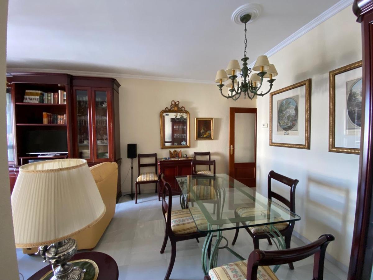 Fantástico Con Parking Avenida De Cadiz Apartamento Sevilla