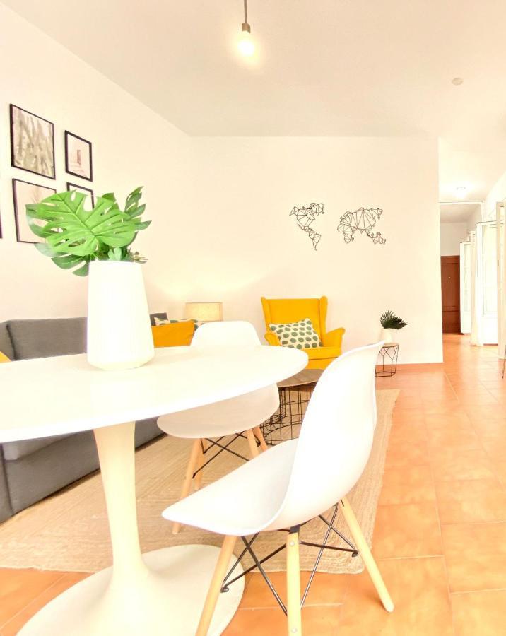 Apartamento Comfortable Old Town, Parking Optional *