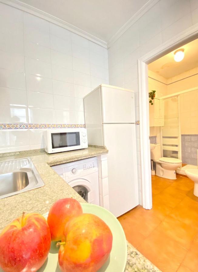 Apartamento Comfortable Old Town, Parking Optional *