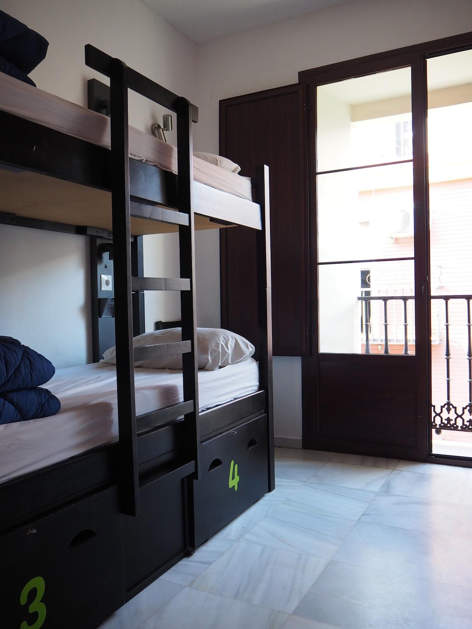 Joy Plaza De Armas Hostel *