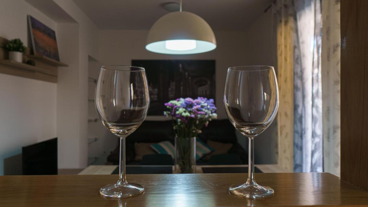 Rentalsevilla Coqueto Apartamento Con Terraza Privada