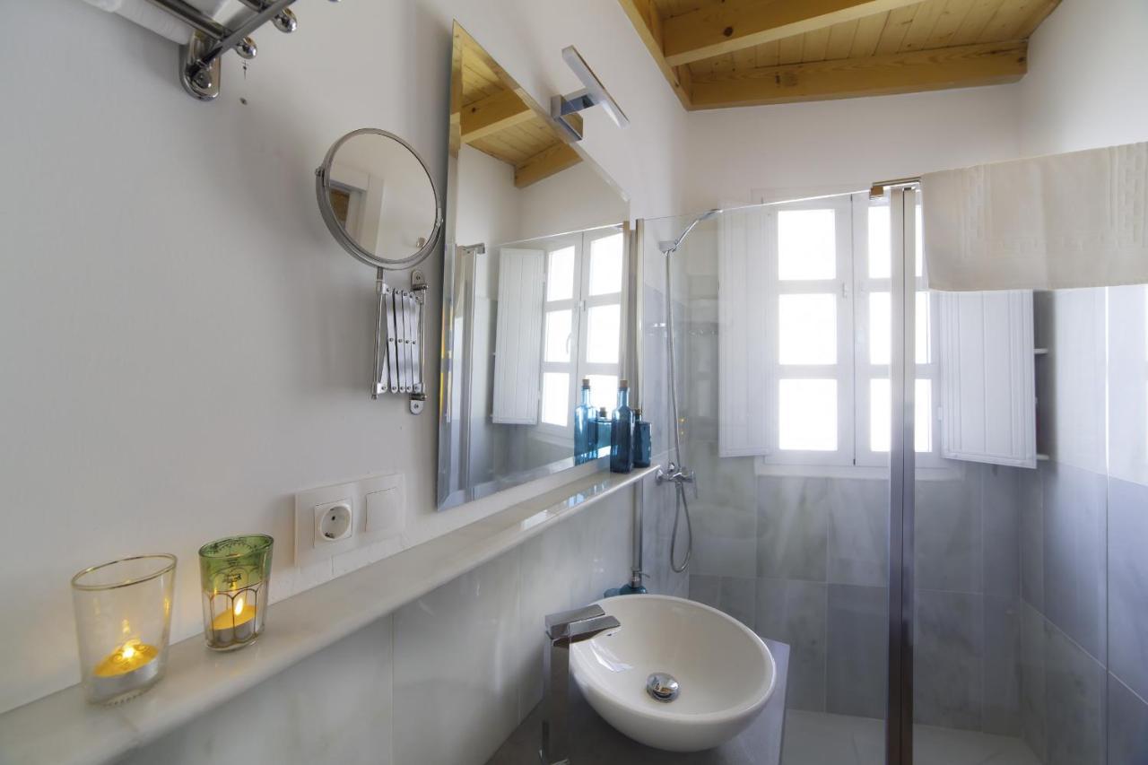 Green-apartments Mansion Blue Catedral Seville