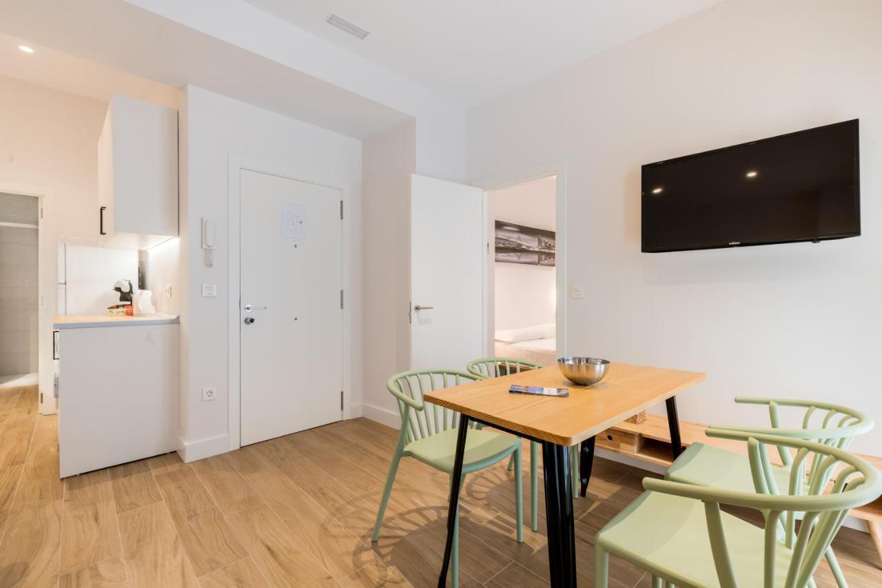 Apartamentos, Center