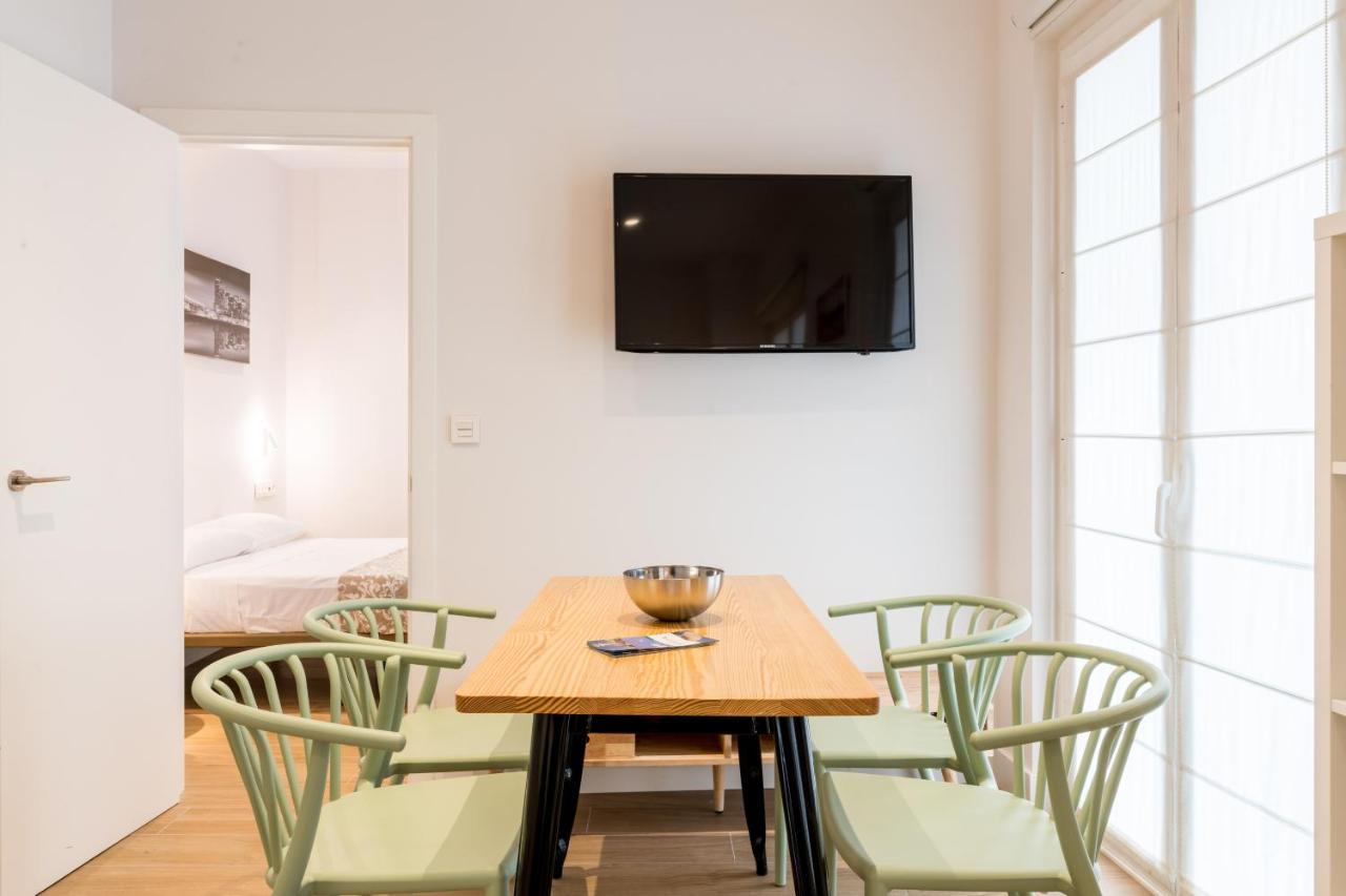 Apartamentos, Center *