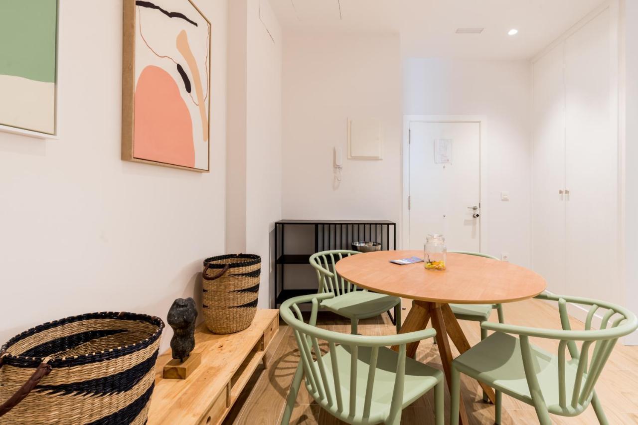 Apartamentos, Center *