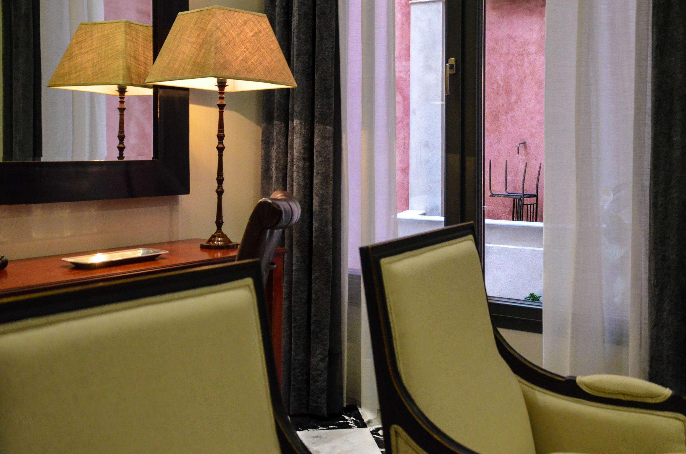 Aguilas5 Sevillasuites * Sevilla