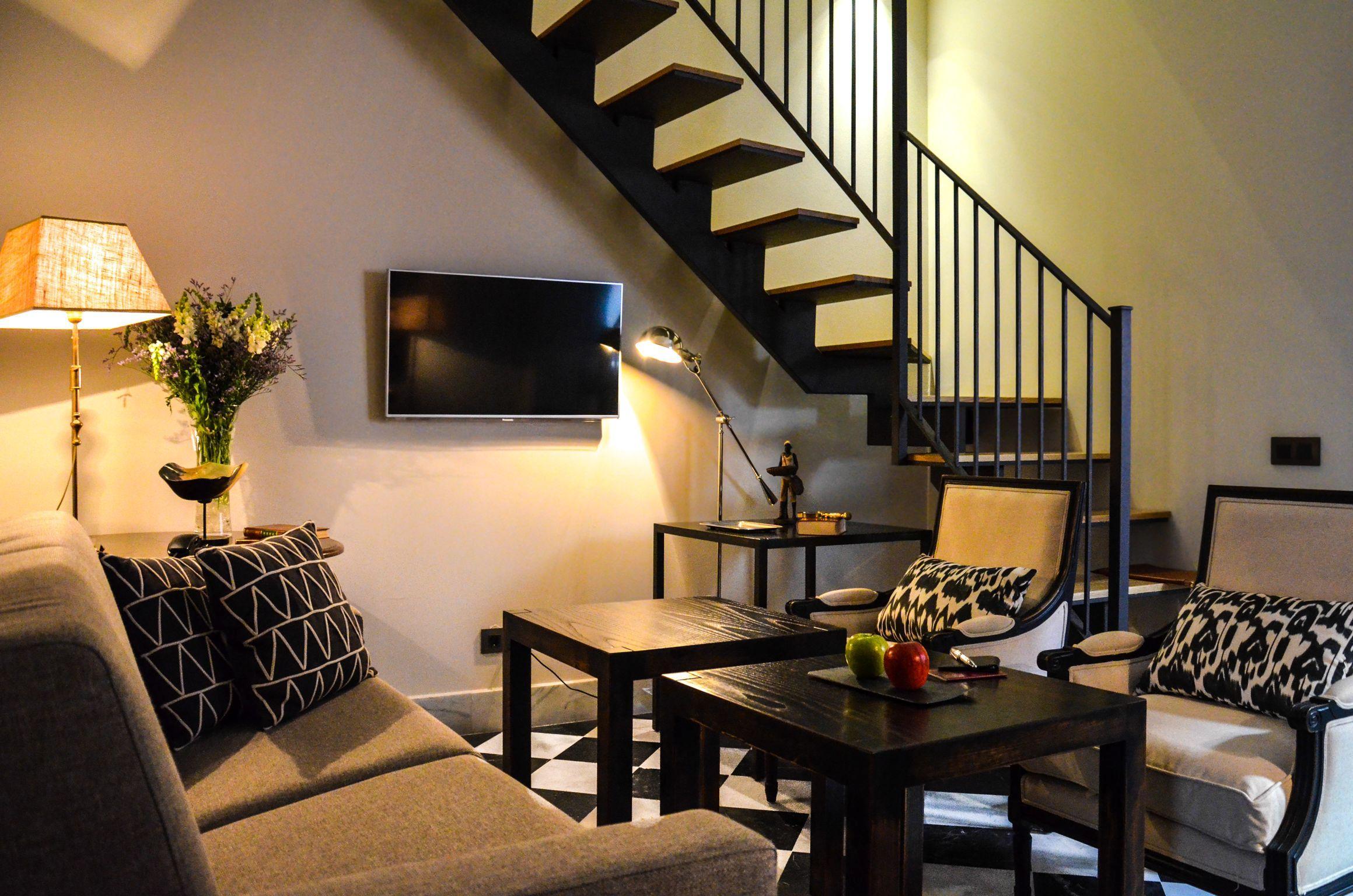 Aguilas5 Sevillasuites Sevilla