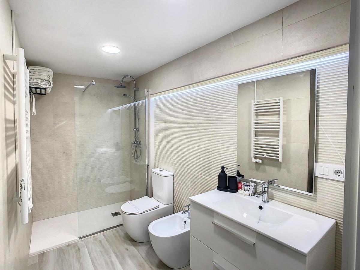 Apartcity Triana *