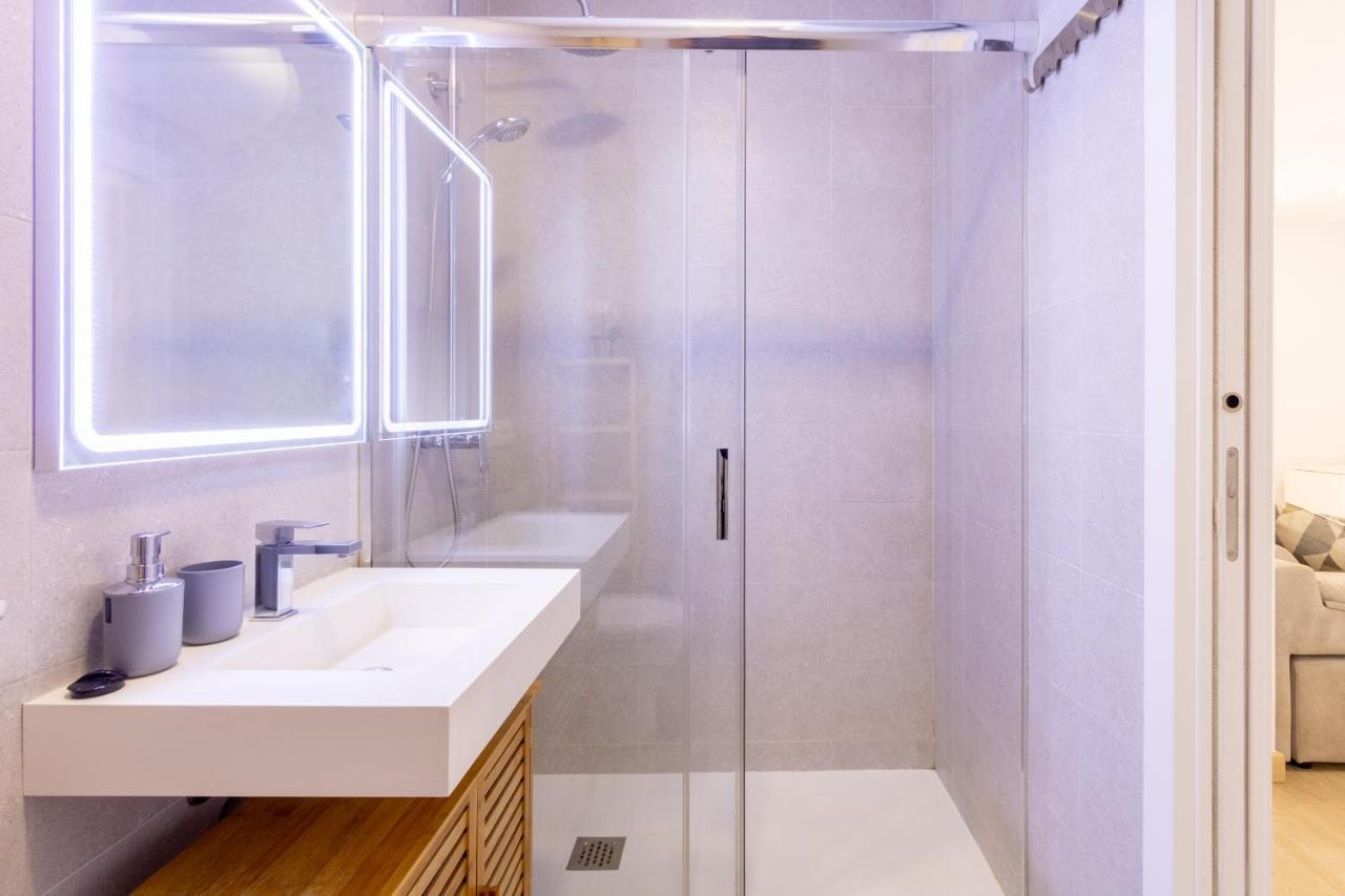 Charming 2 Bedroom Triana Bridge By Ocityzen * Sevilla
