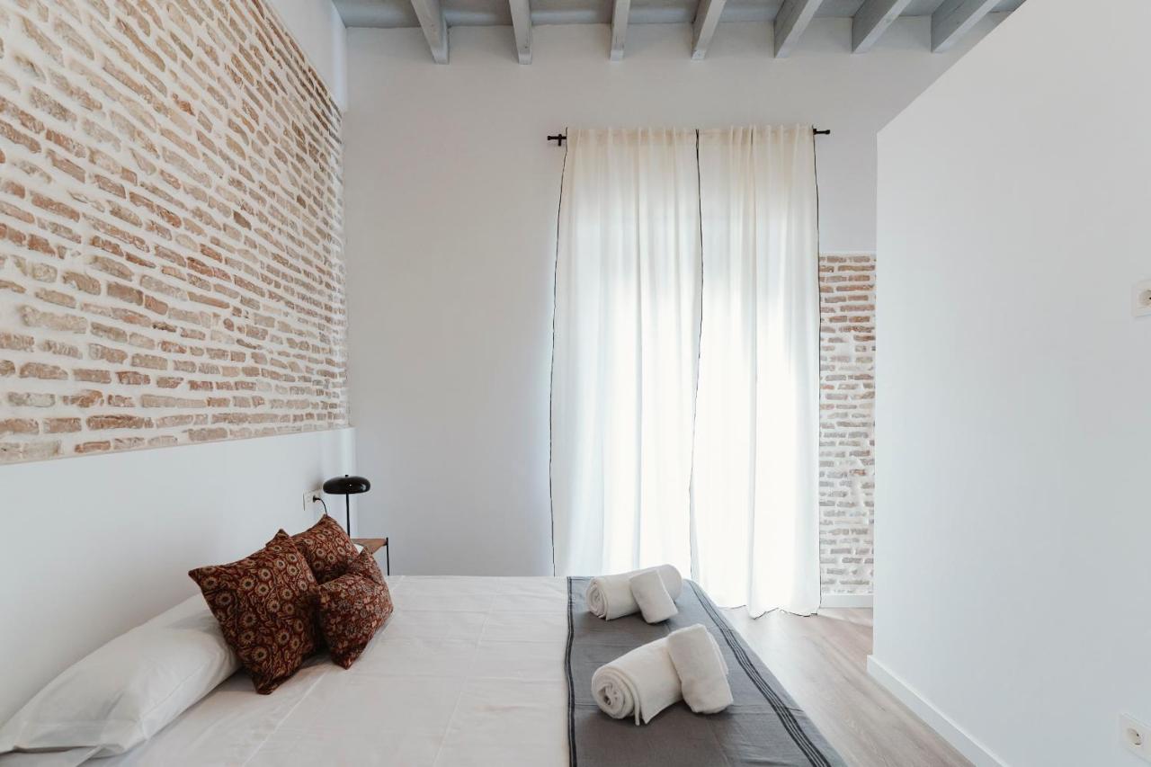 O&l Puñonrostro Bright Minimalist
