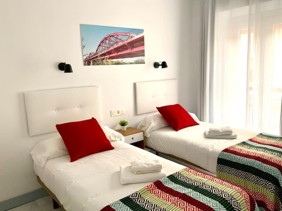 My In Triana, Luminoso Y Acogedor Apartamento Sevilla