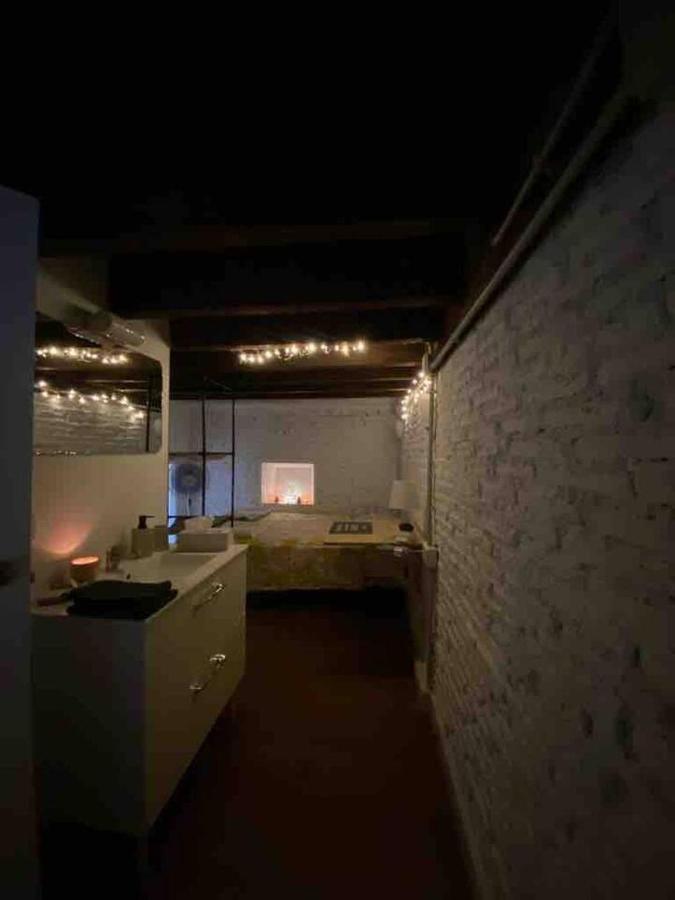 Airbhouse Private & Habitación en casa particular Sevilla