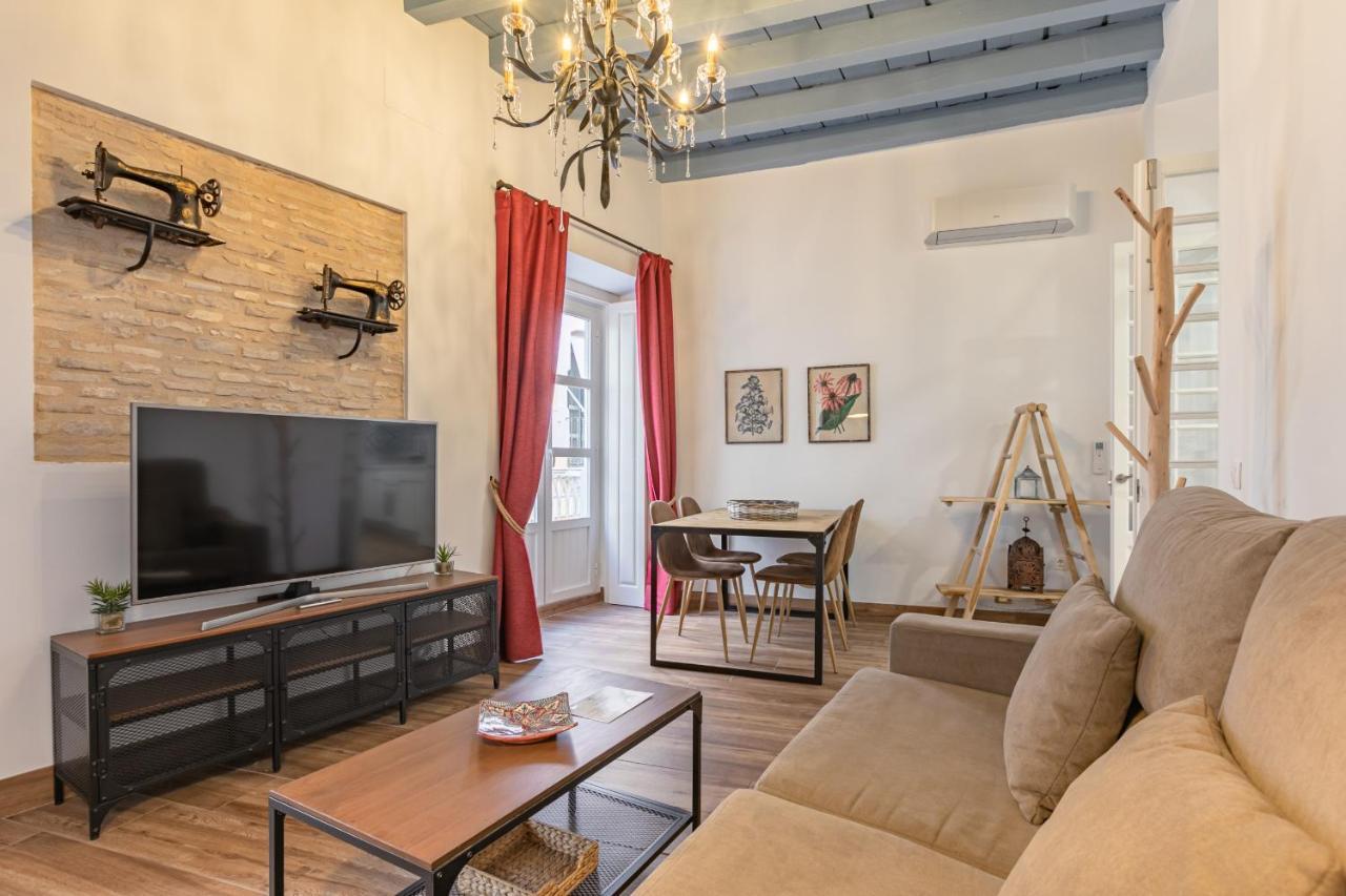 Green-apartments Mansion Blue Catedral Apartment Seville