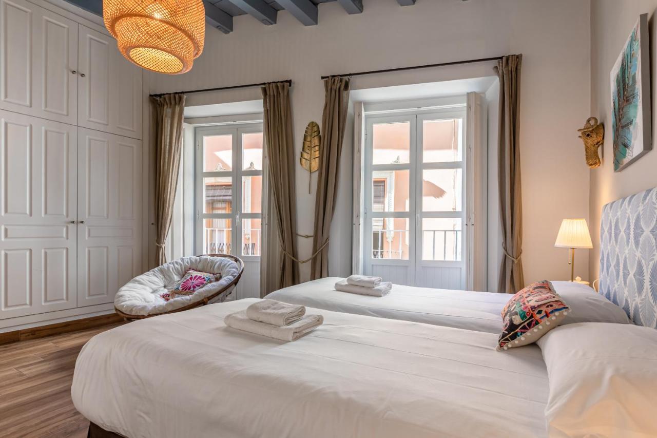 Apartment Green-apartments Mansion Blue Catedral