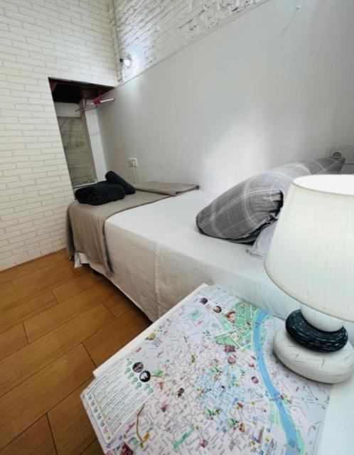 Habitación en casa particular Airbhouse Private & Sevilla