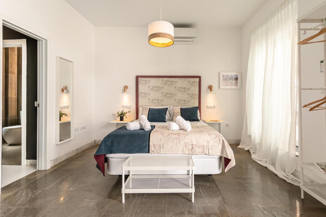 Isg Zaragoza-free Parking * Sevilla