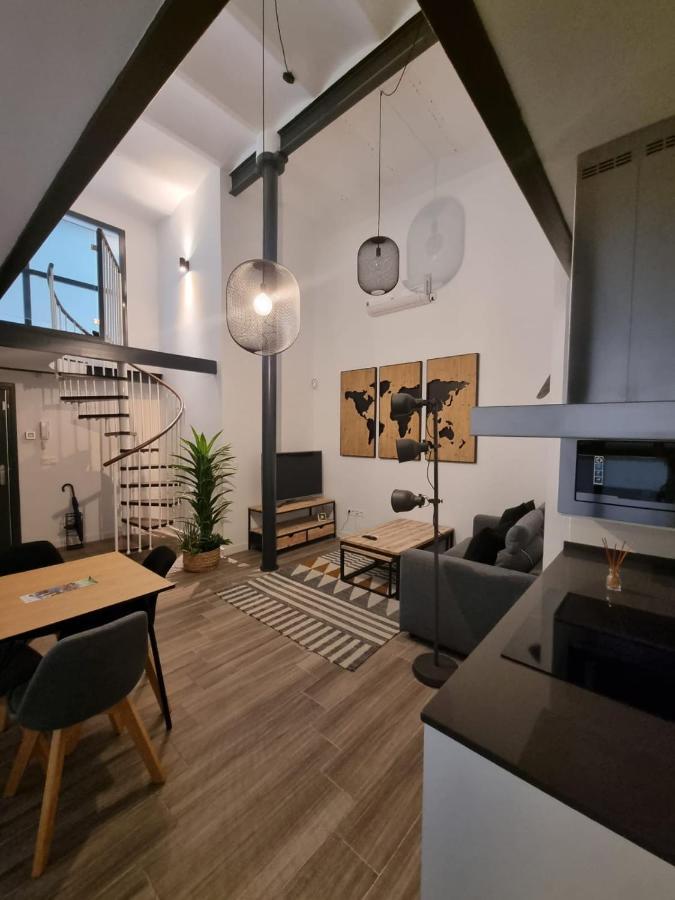 Duplex Moderno En Alameda Sevilla