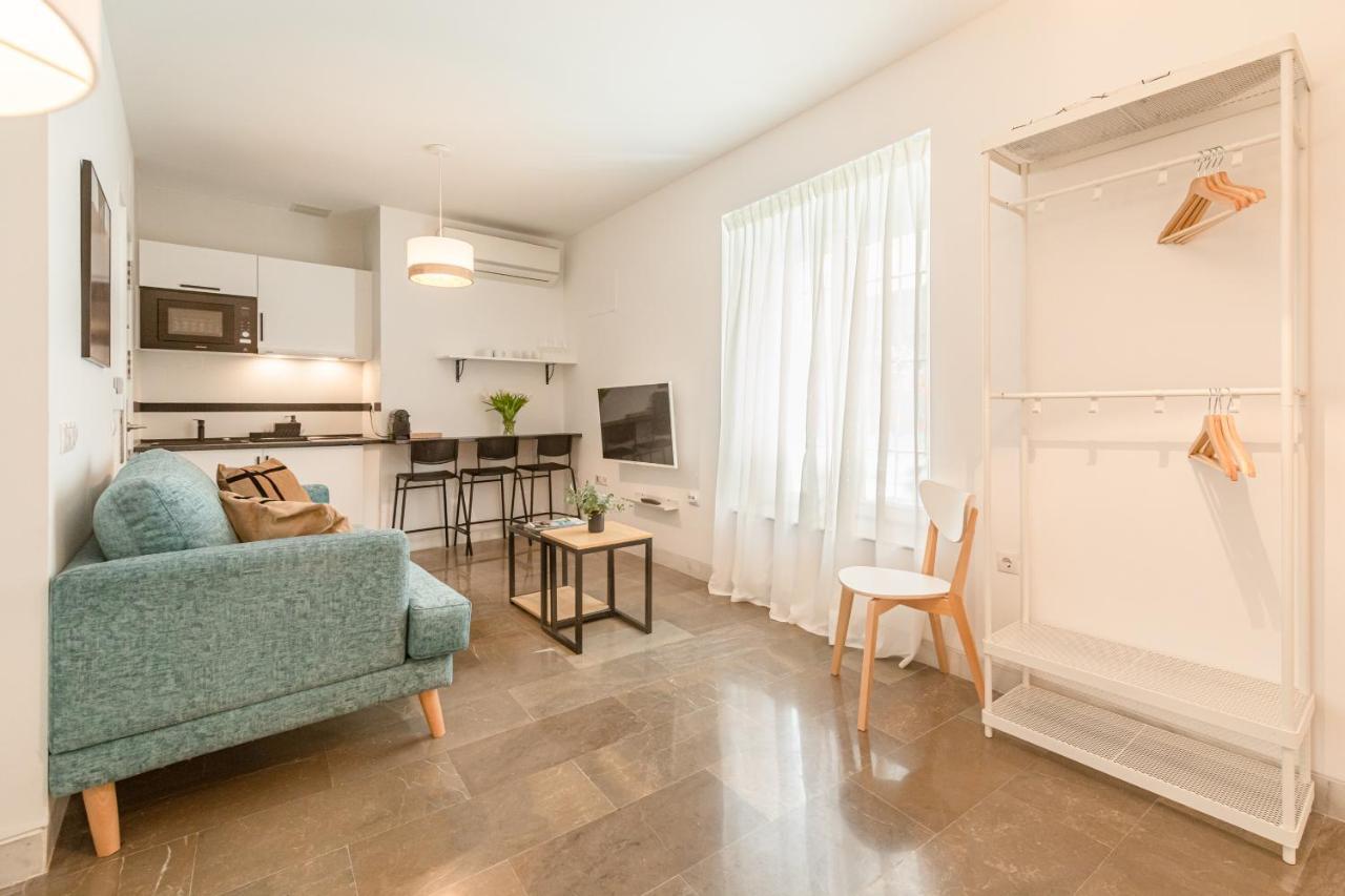 Isg Zaragoza-free Parking * Sevilla