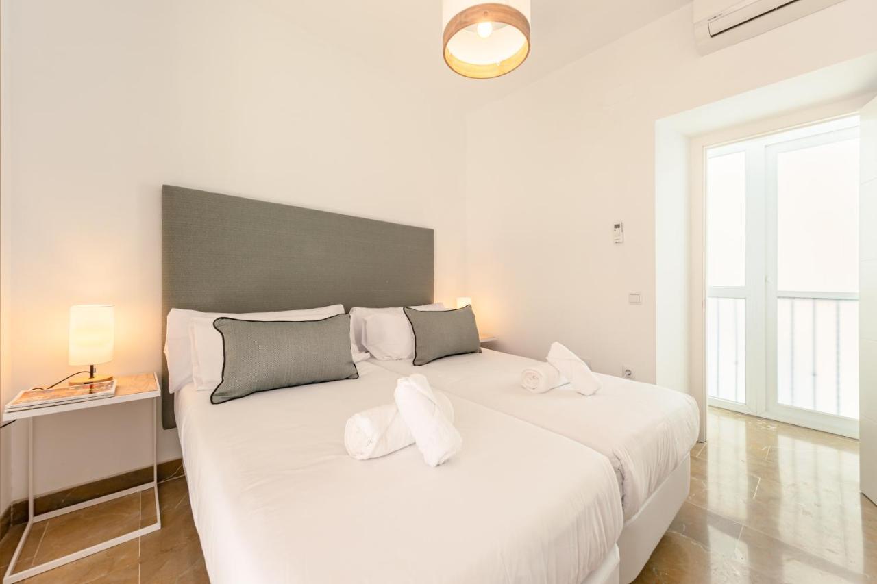 Isg Zaragoza-free Parking *