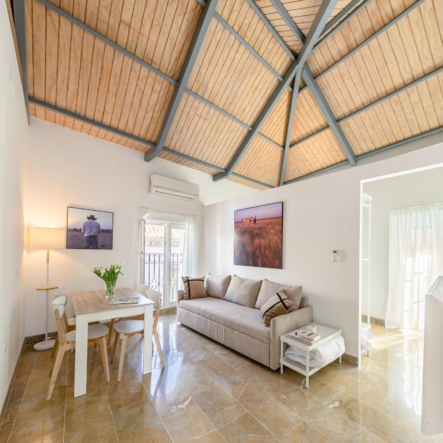 Isg Zaragoza-free Parking * Sevilla