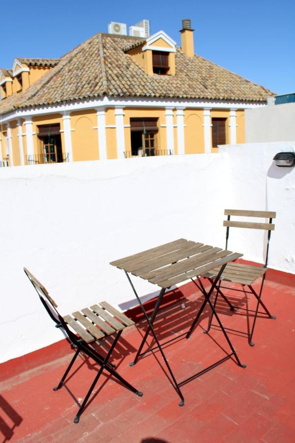 Center San Eloy Pensión *