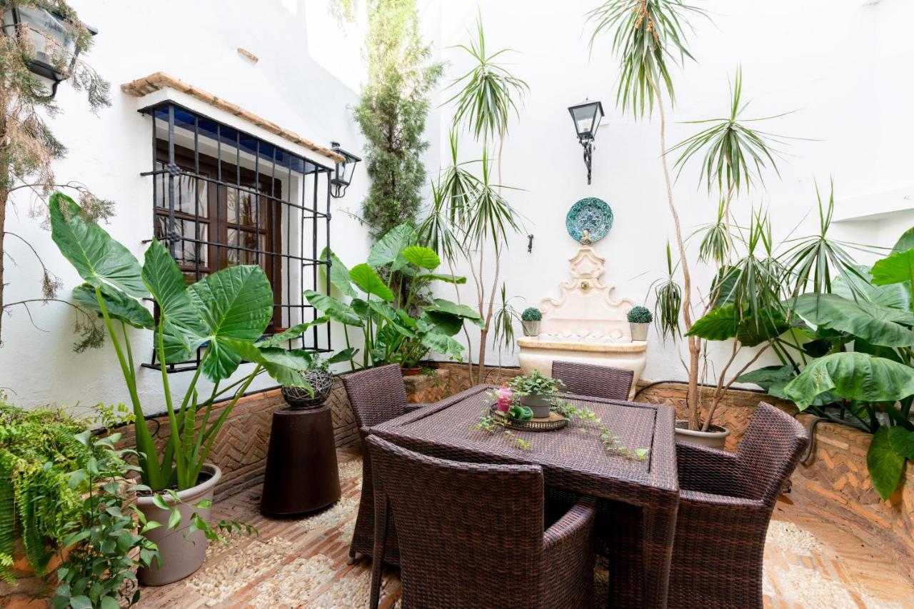 Apartment Atico Con Encanto En Sierpes *