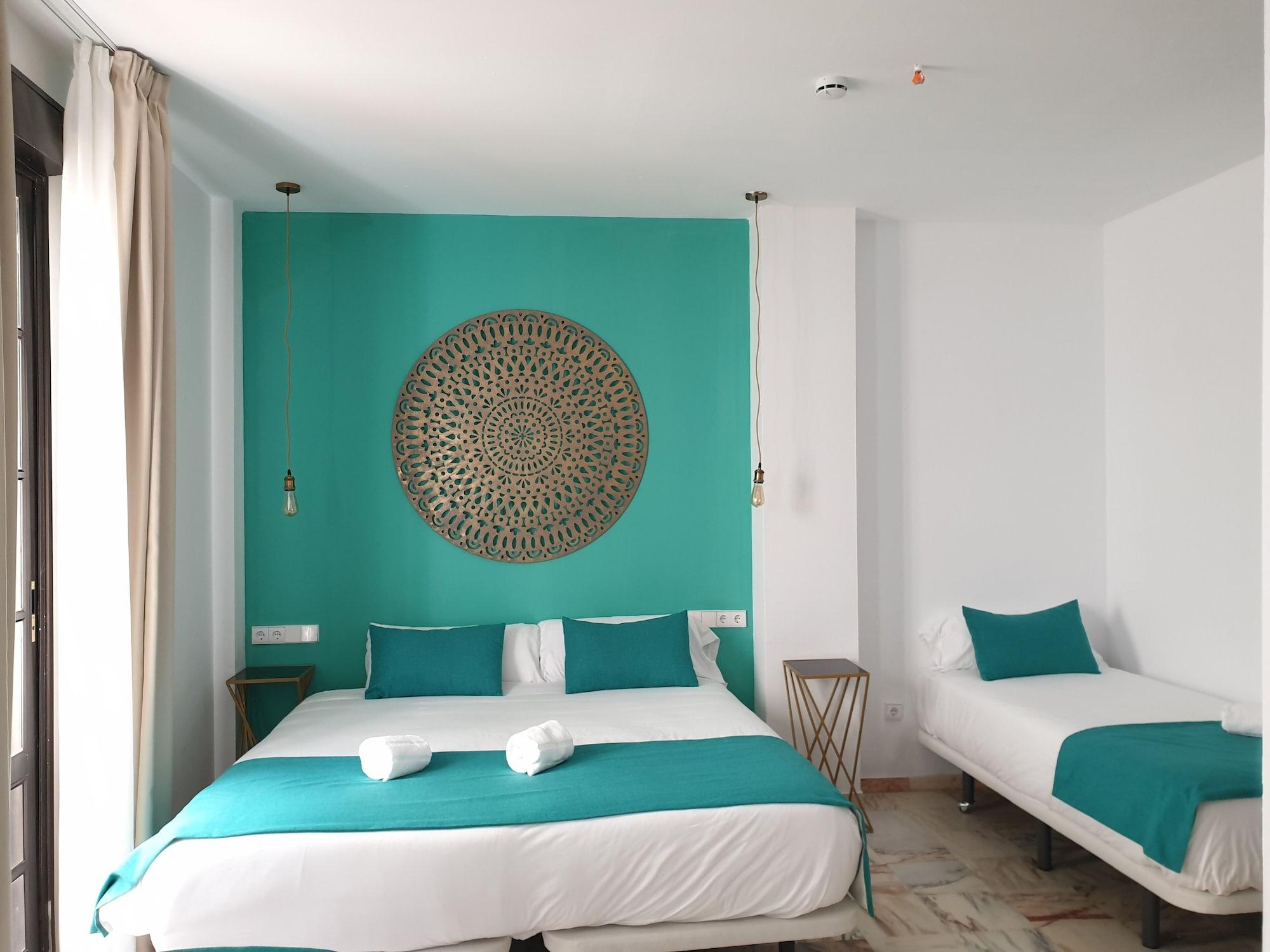 Y Doña Lola Hotel 2*