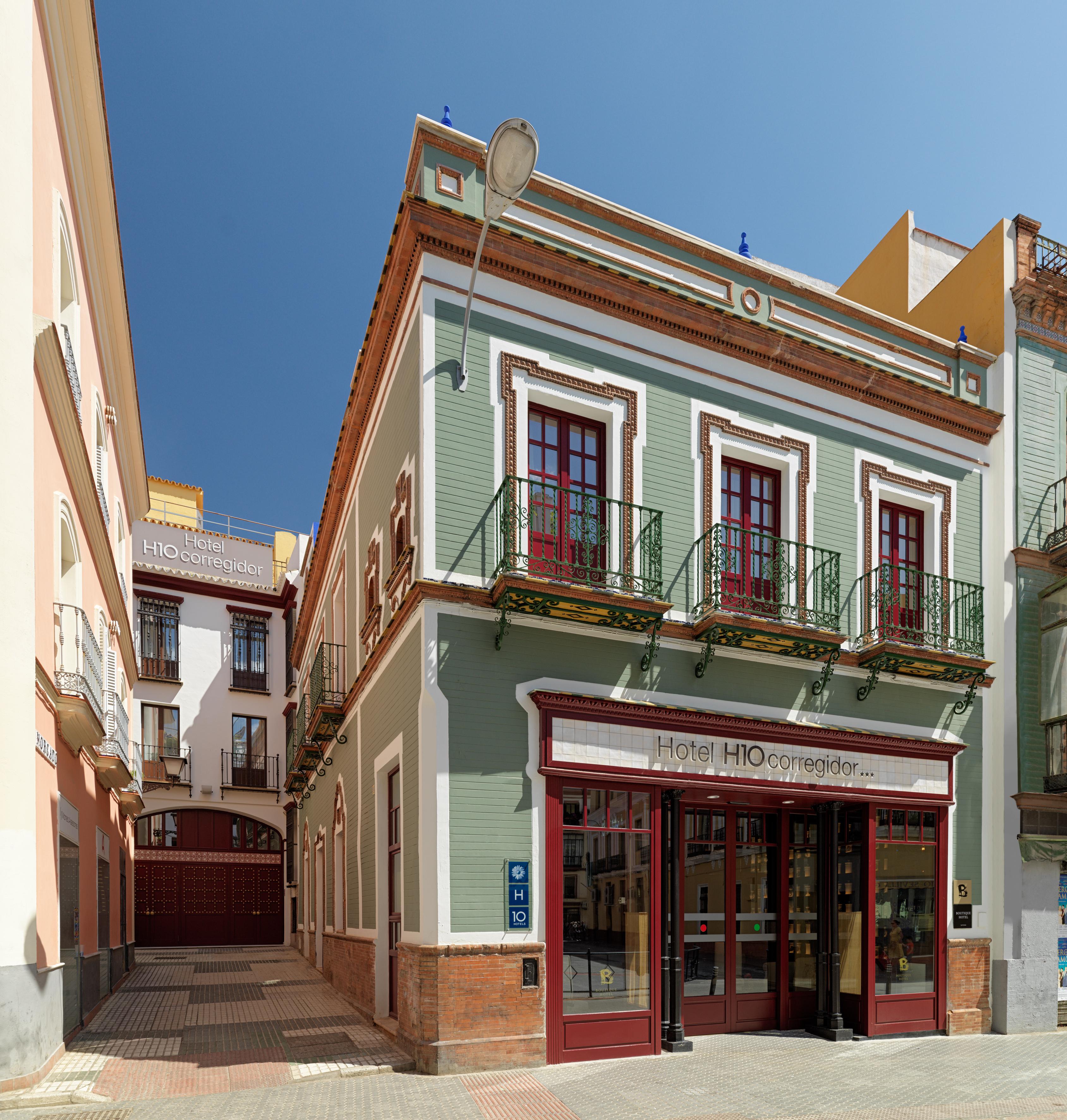 H10 Corregidor Boutique