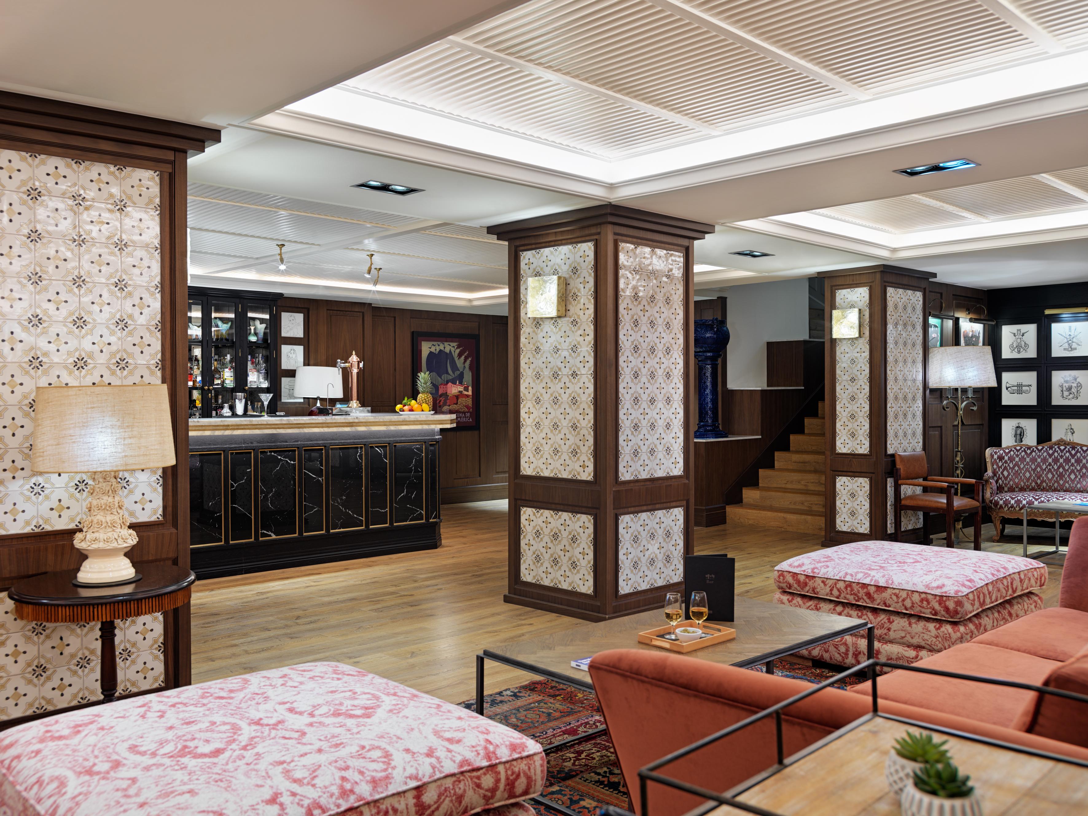 H10 Corregidor Boutique Hotel 3*
