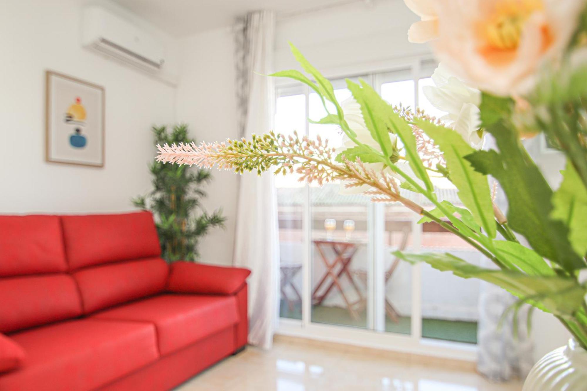 Fabulous With Great Views - 15m Giralda Seville