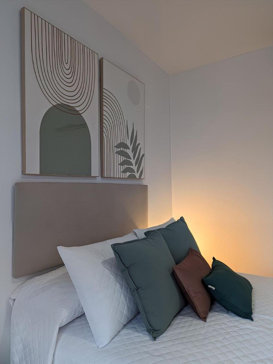 Lofts Center *