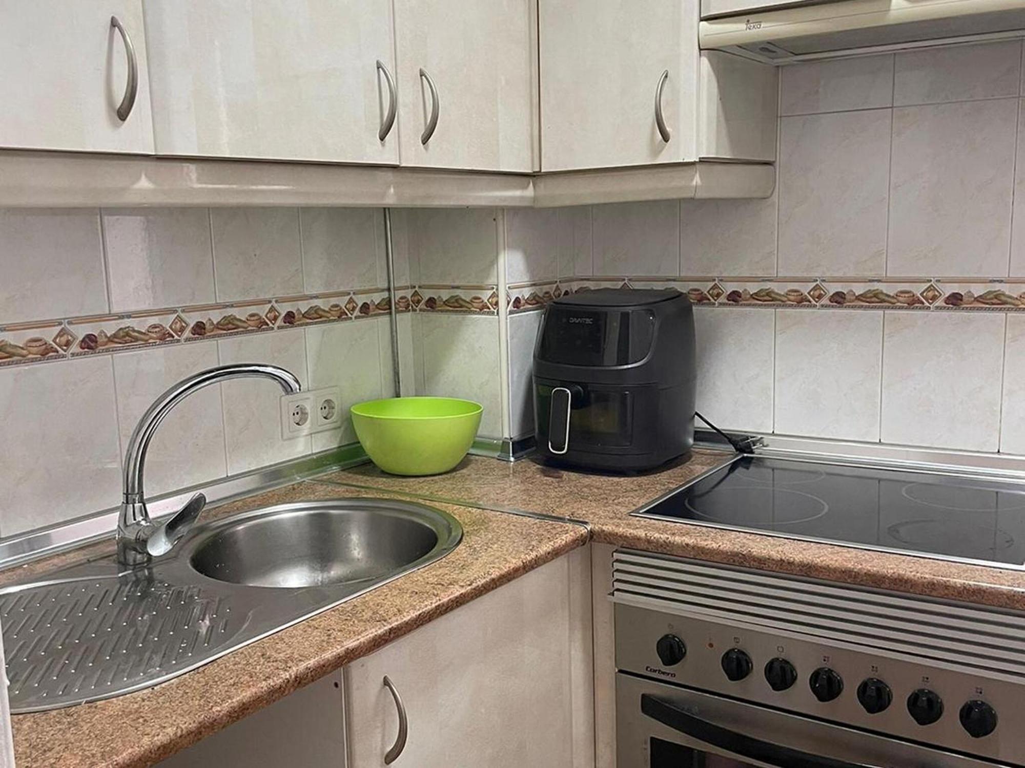 Apartment Cosy With Shared Balcony Seville