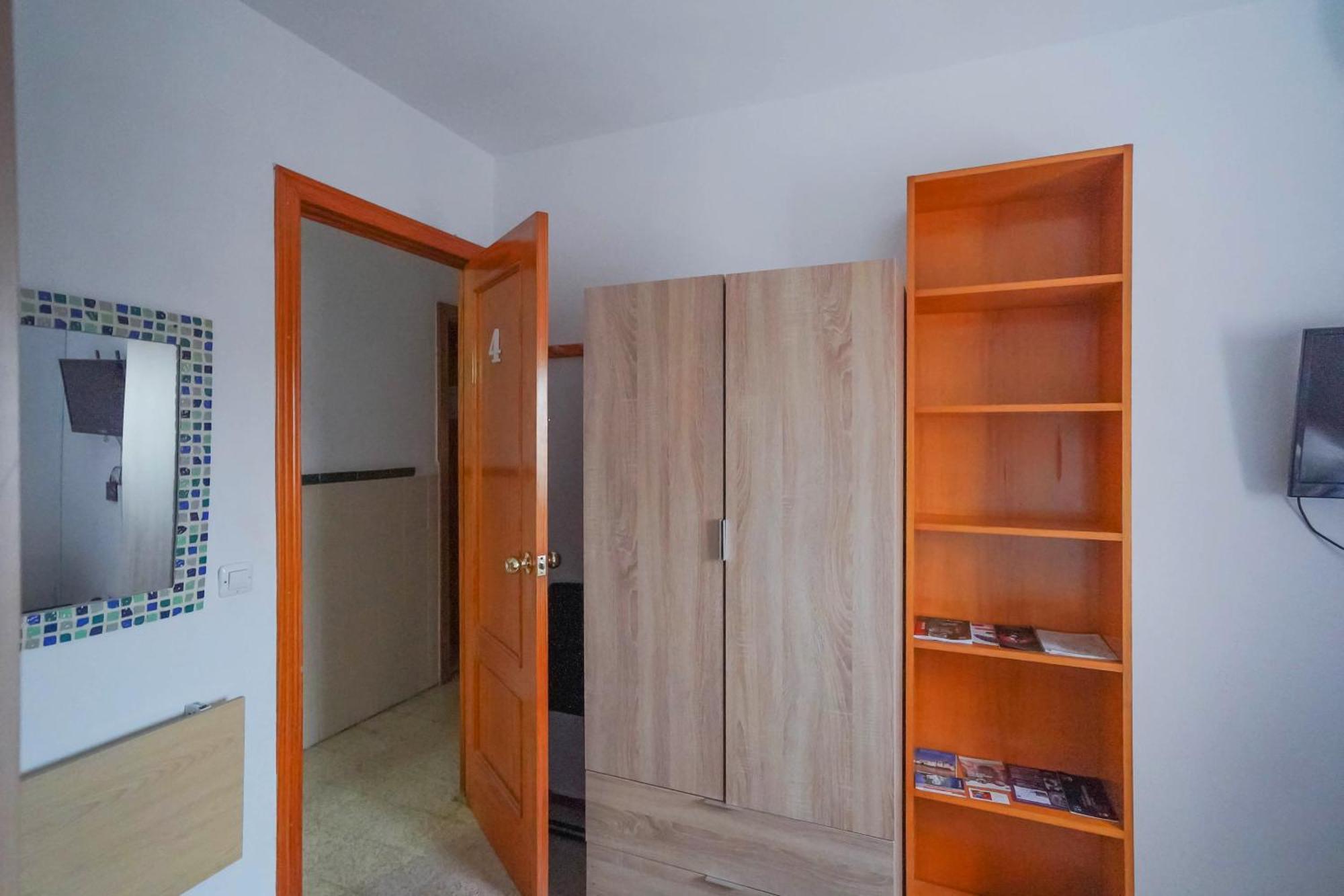 Privadas Con Cama Doble En *