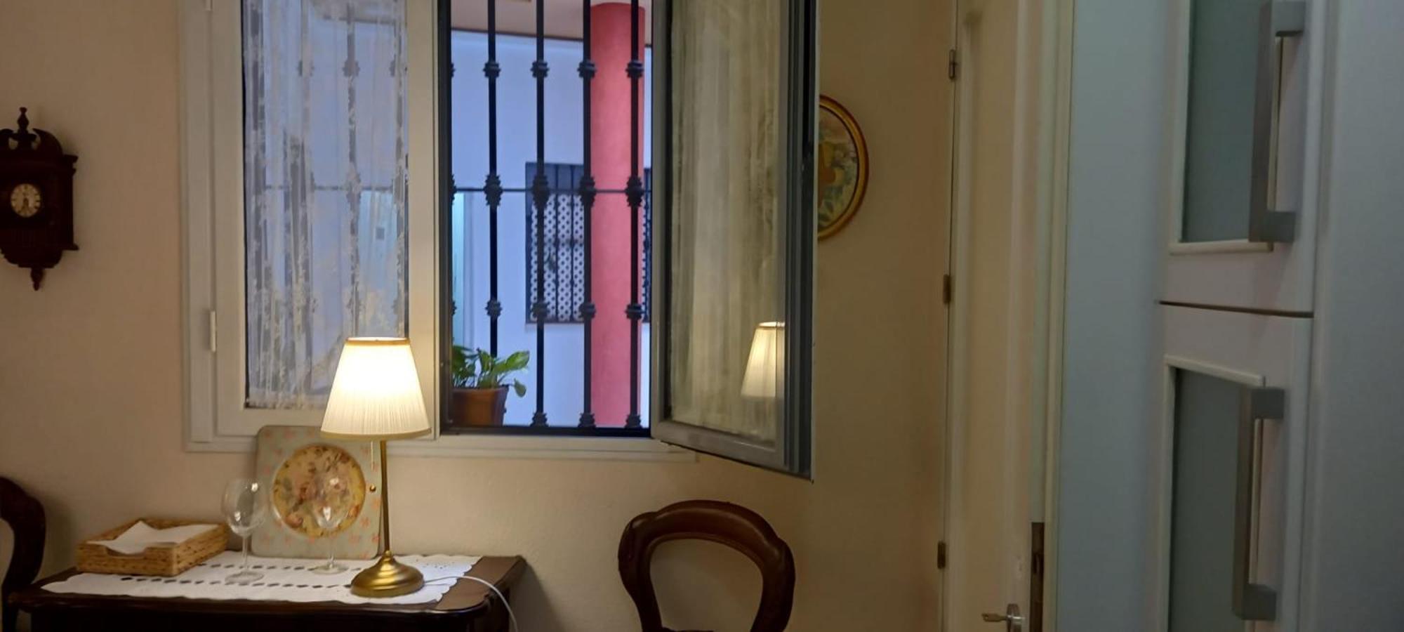 Apartamento Con Encanto Muy Centrico En Pilatos Ideal Pareja Sevilla
