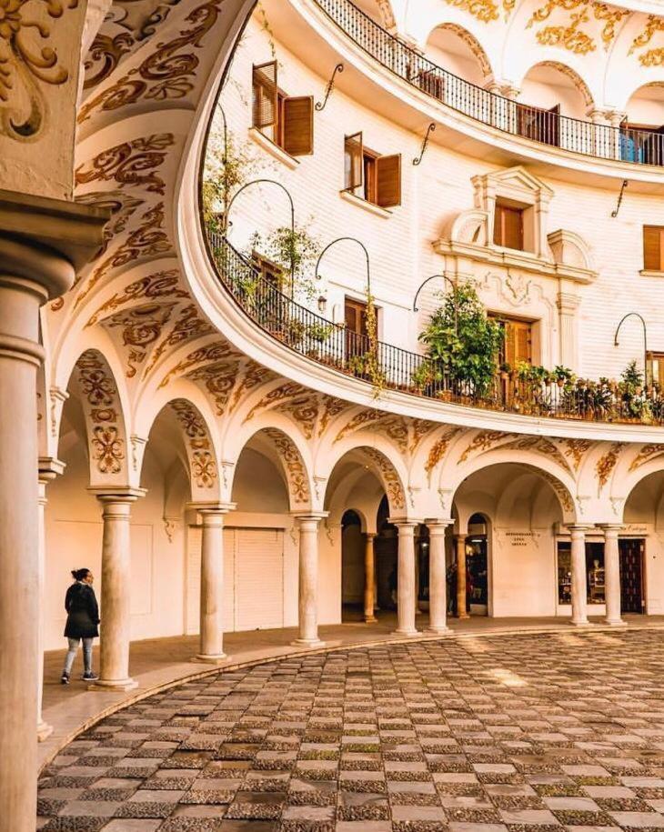 Budget & Lovely Setas Sevilla