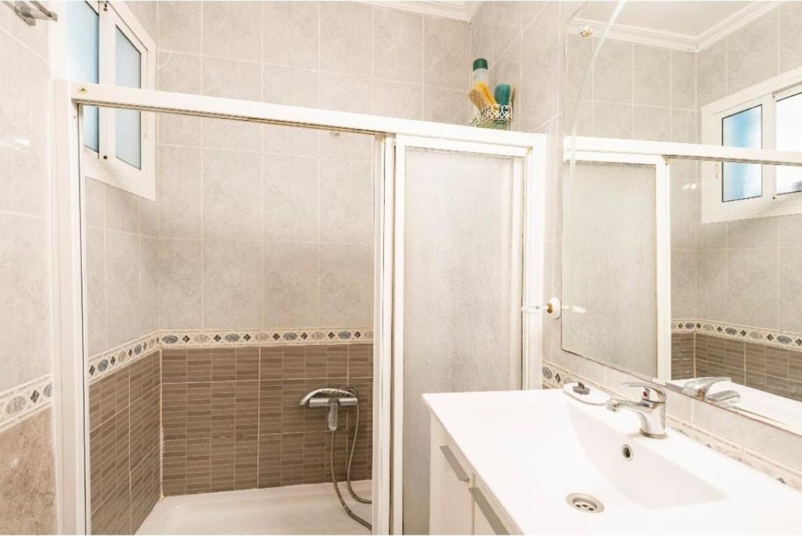 Privadas Con Cama Doble En *