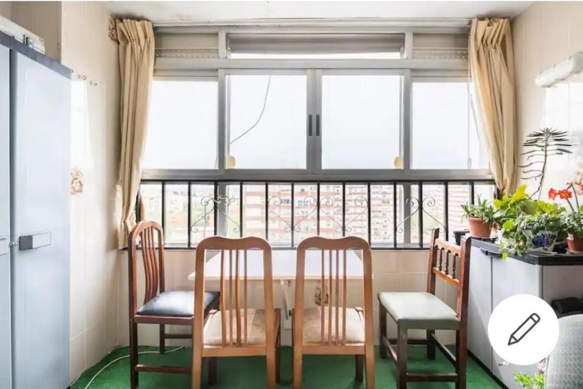 Privadas Con Cama Doble En Homestay Seville