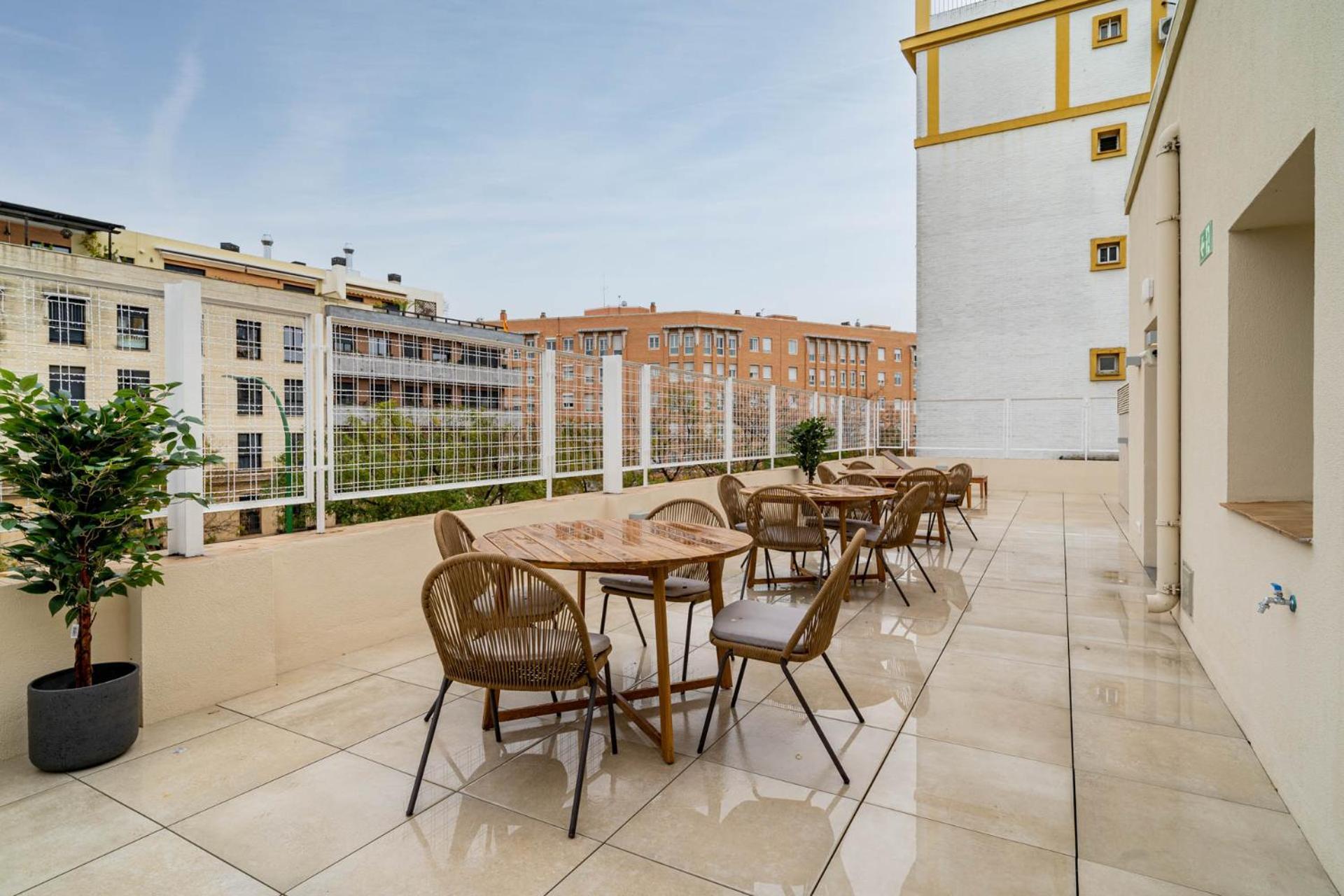 Limehome Ronda De Capuchinos Apartamento