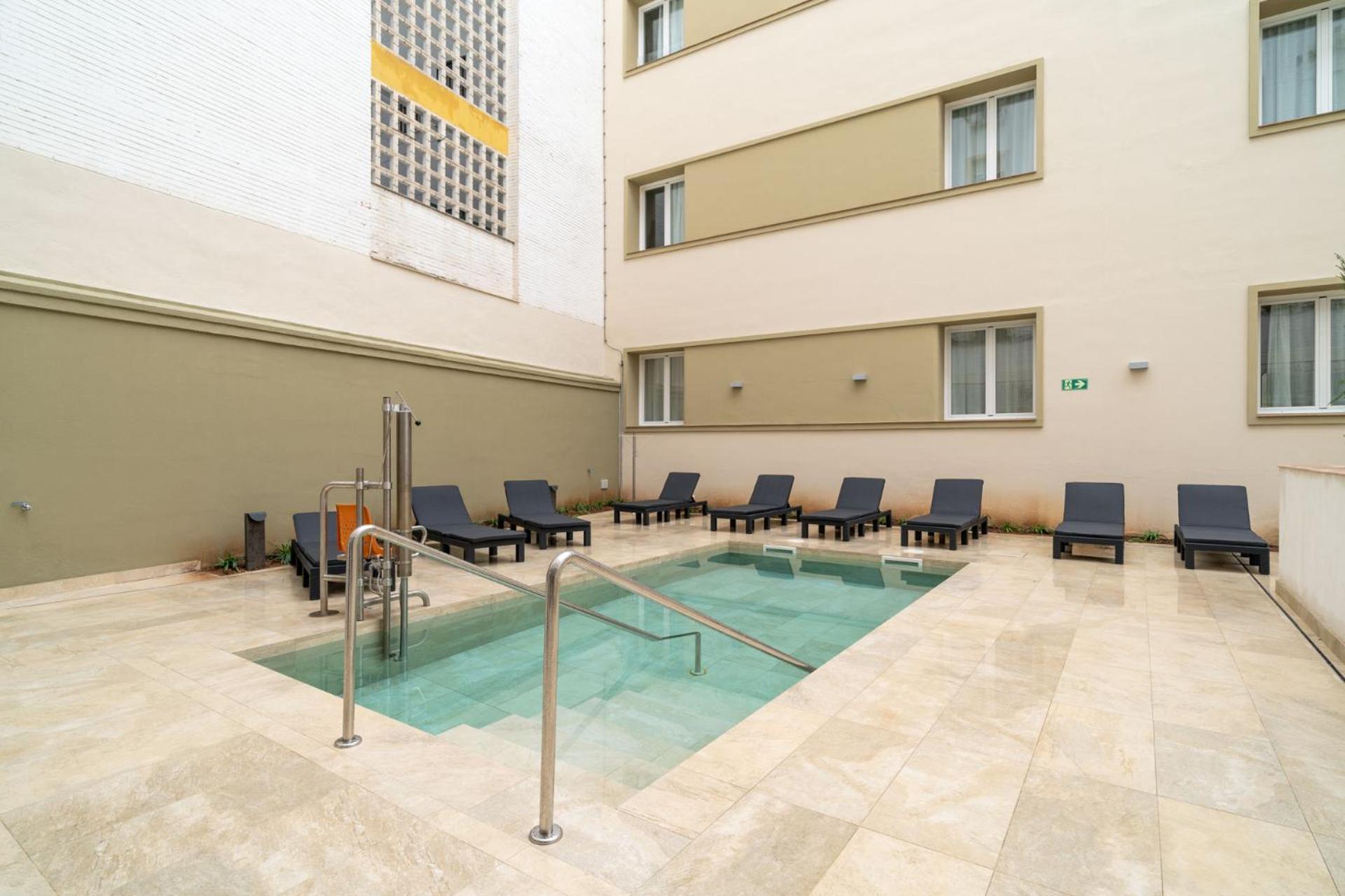 Apartamento Limehome Ronda De Capuchinos Sevilla