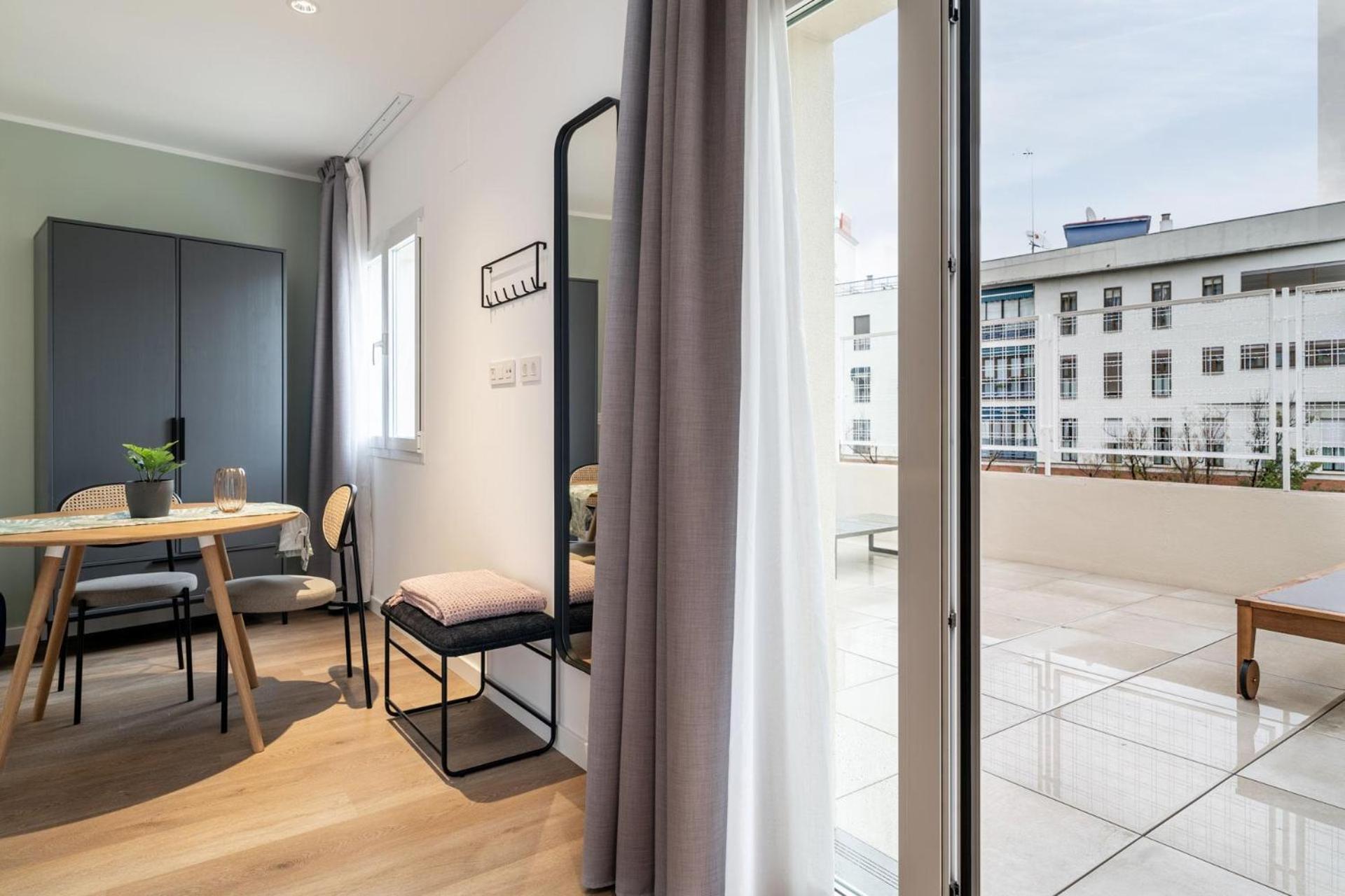 Limehome Ronda De Capuchinos Sevilla