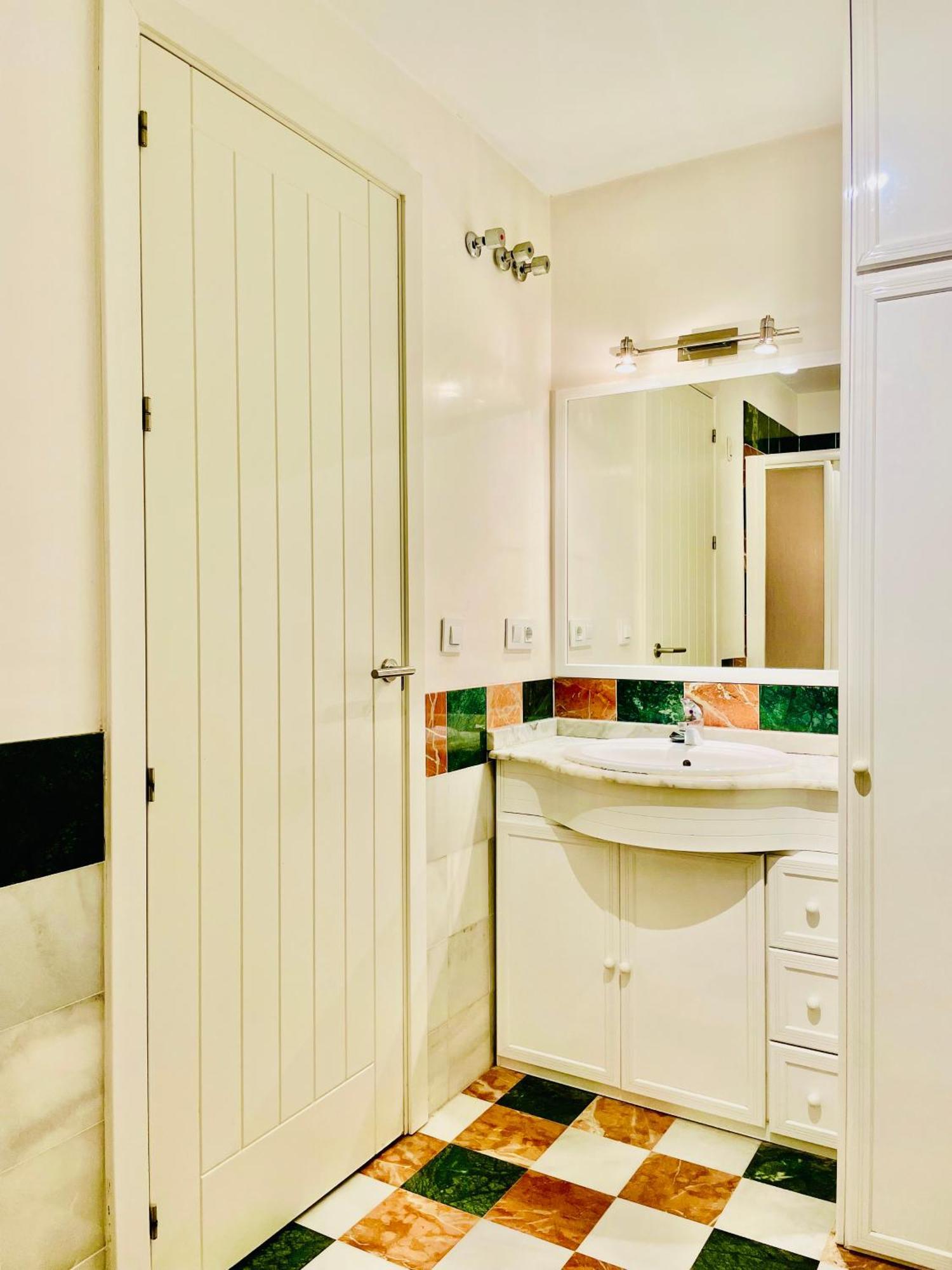 Apartment Entrecatedrales
