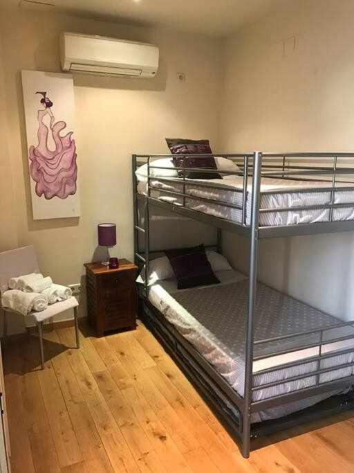 Holiday home Casa Con Piscina Junto Catedral De *