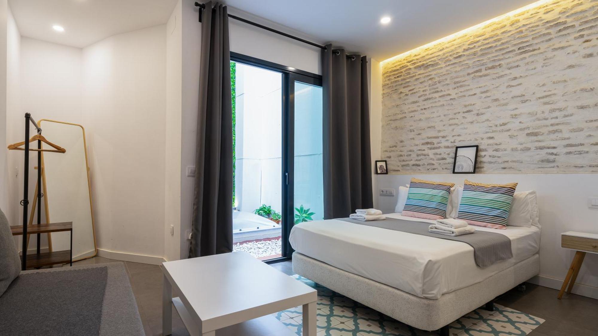 Dolium Seville